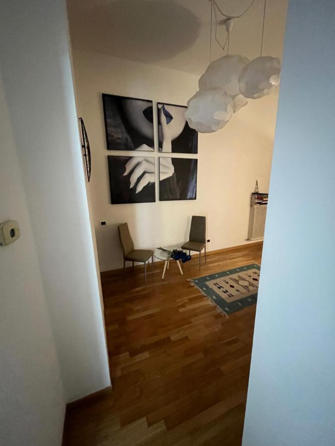 Dreams rental lecco central station Exterior foto